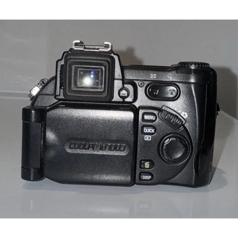 Nikon coolpix 5700